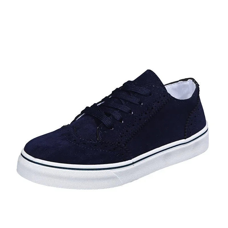 Chaussures plates peu profondes à lacets pour femme à bout rond