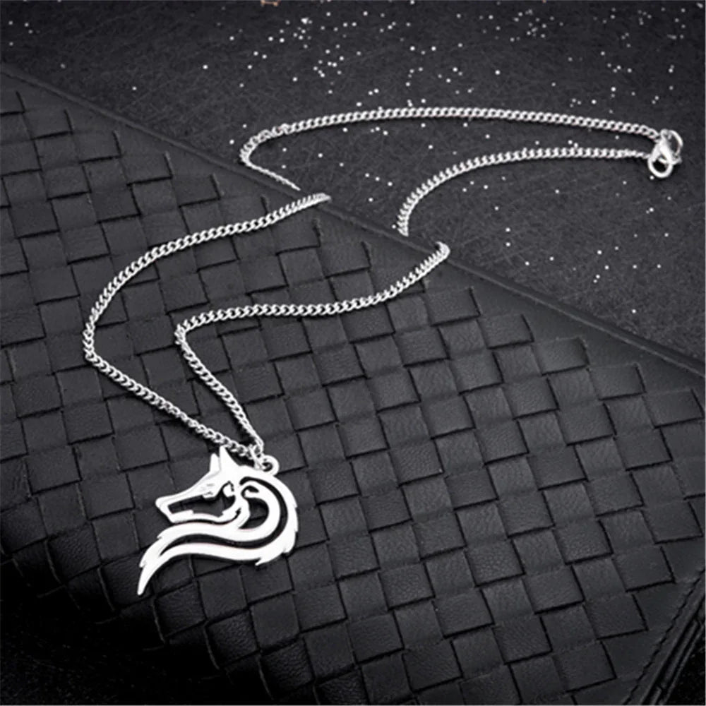 Collier avec pendentif tête de loup en alliage métallique pour homme