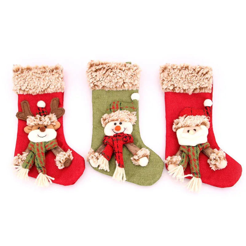 Chaussettes de Noël suspendues en peluche de lin en trois dimensions