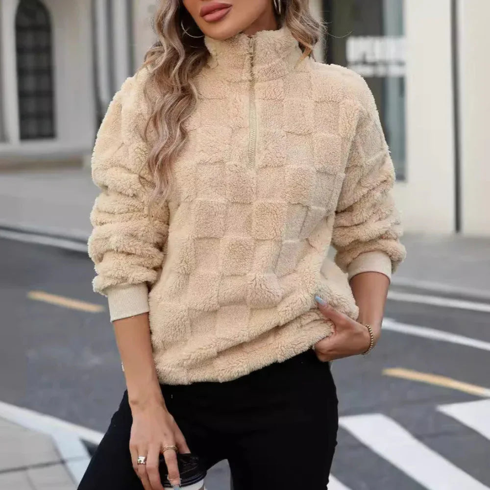 Pull-over en peluche ample à carreaux et col montant zippé pour femme