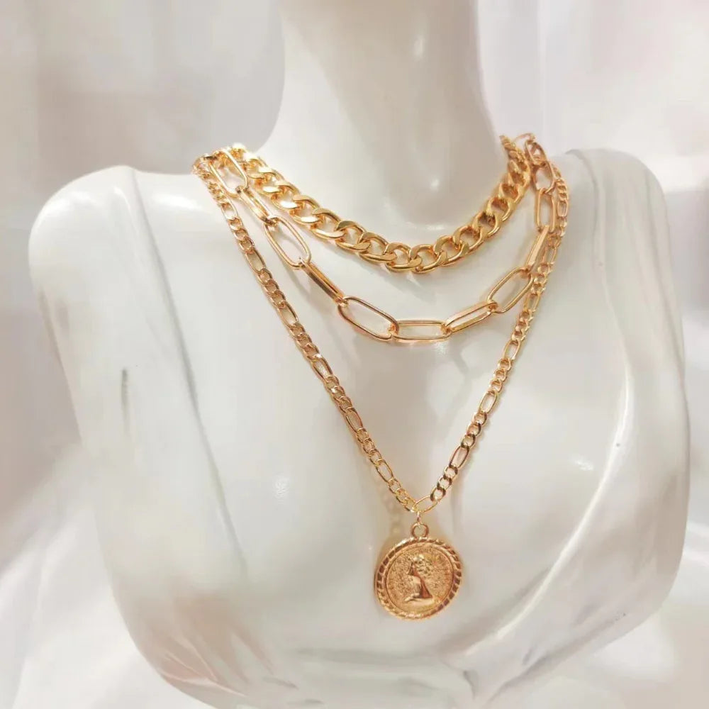 Collier unisexe multicouche en alliage métallique à la mode et polyvalent
