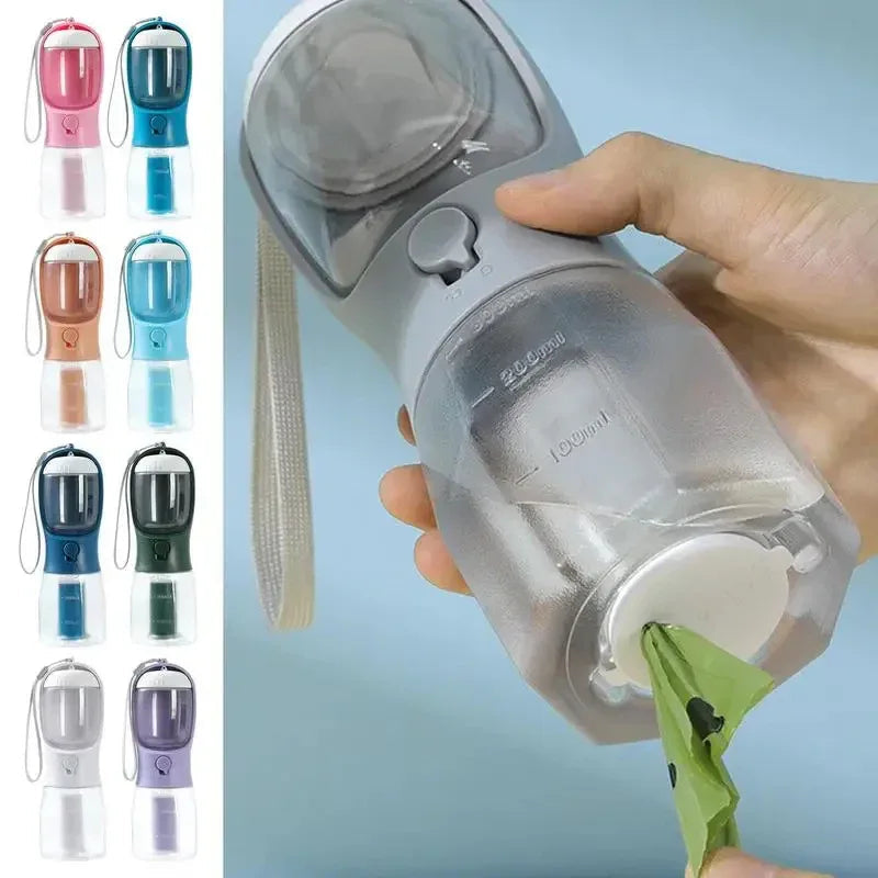 Gobelet à eau pour chien, compartiment pour sacs poubelles, distributeur de nourriture, bouteille d'eau portable multifonction trois-en-un pour petits animaux de compagnie