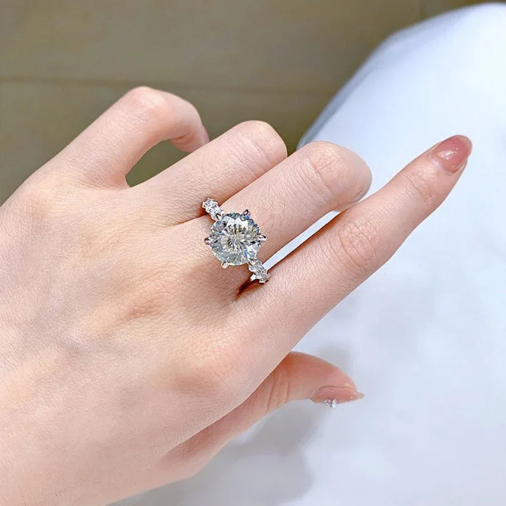 Bague de luxe pour femme avec moissanite taille 5 carats