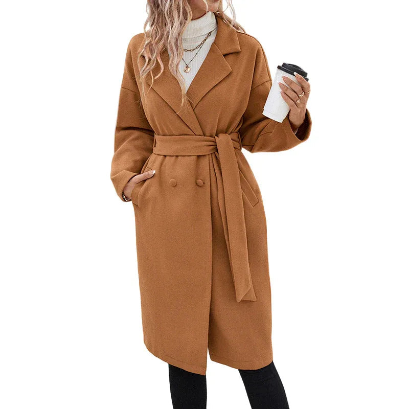 Manteau long en laine de couleur unie à lacets pour femme