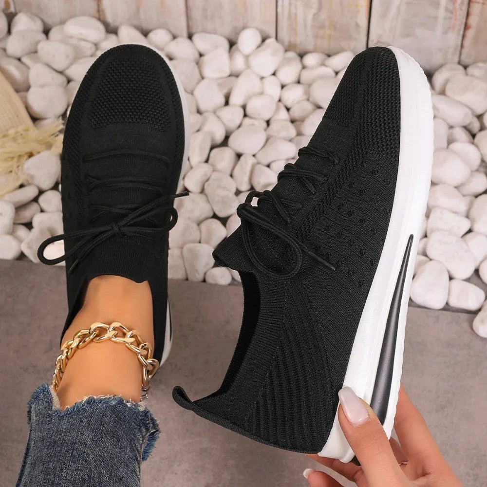 Sneaker für Damen aus gewirktem Material