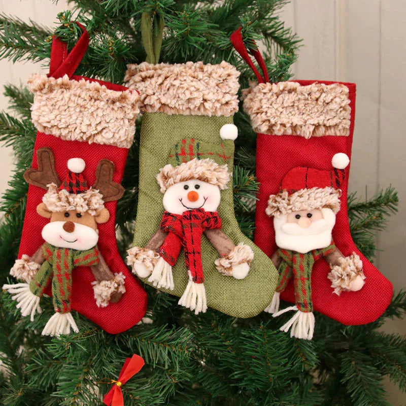 Chaussettes de Noël suspendues en peluche de lin en trois dimensions