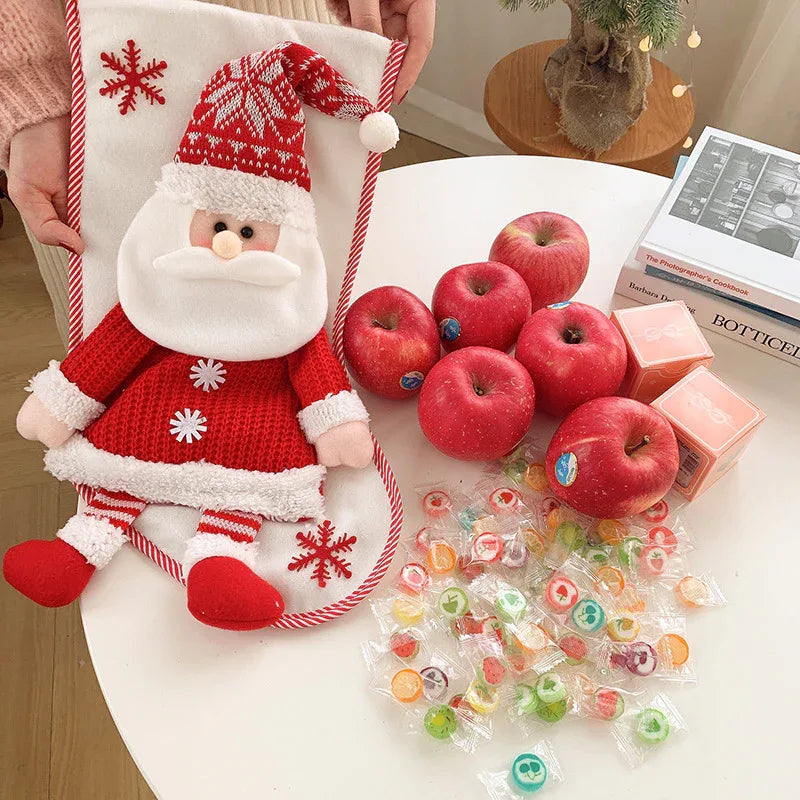 Décorations de Noël Chaussettes en tricot 3D bonhomme de neige et Père Noël Sac cadeau