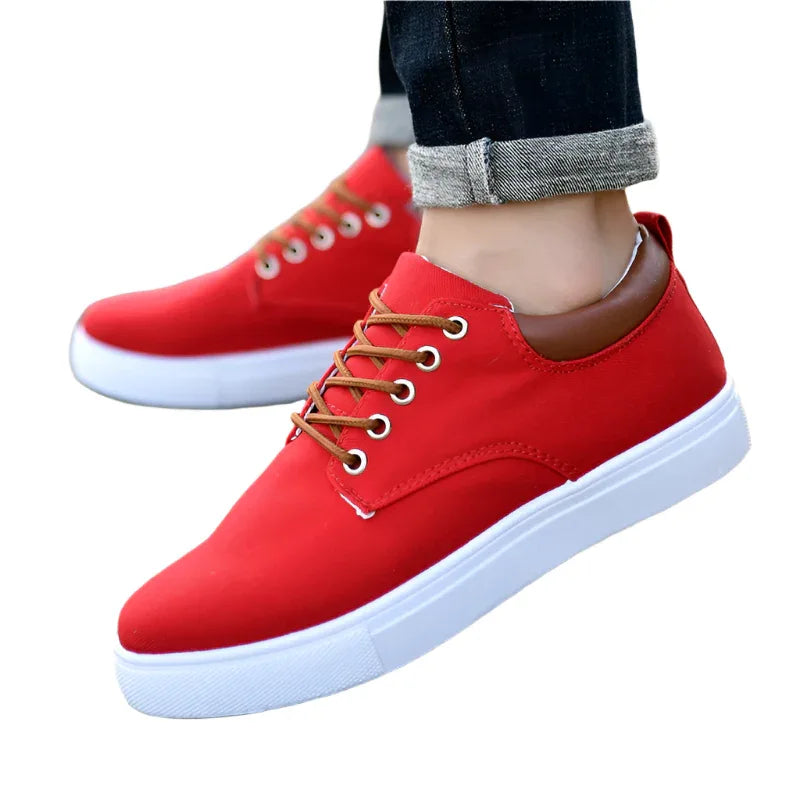 Herren-Sneaker aus trendigem Canvas