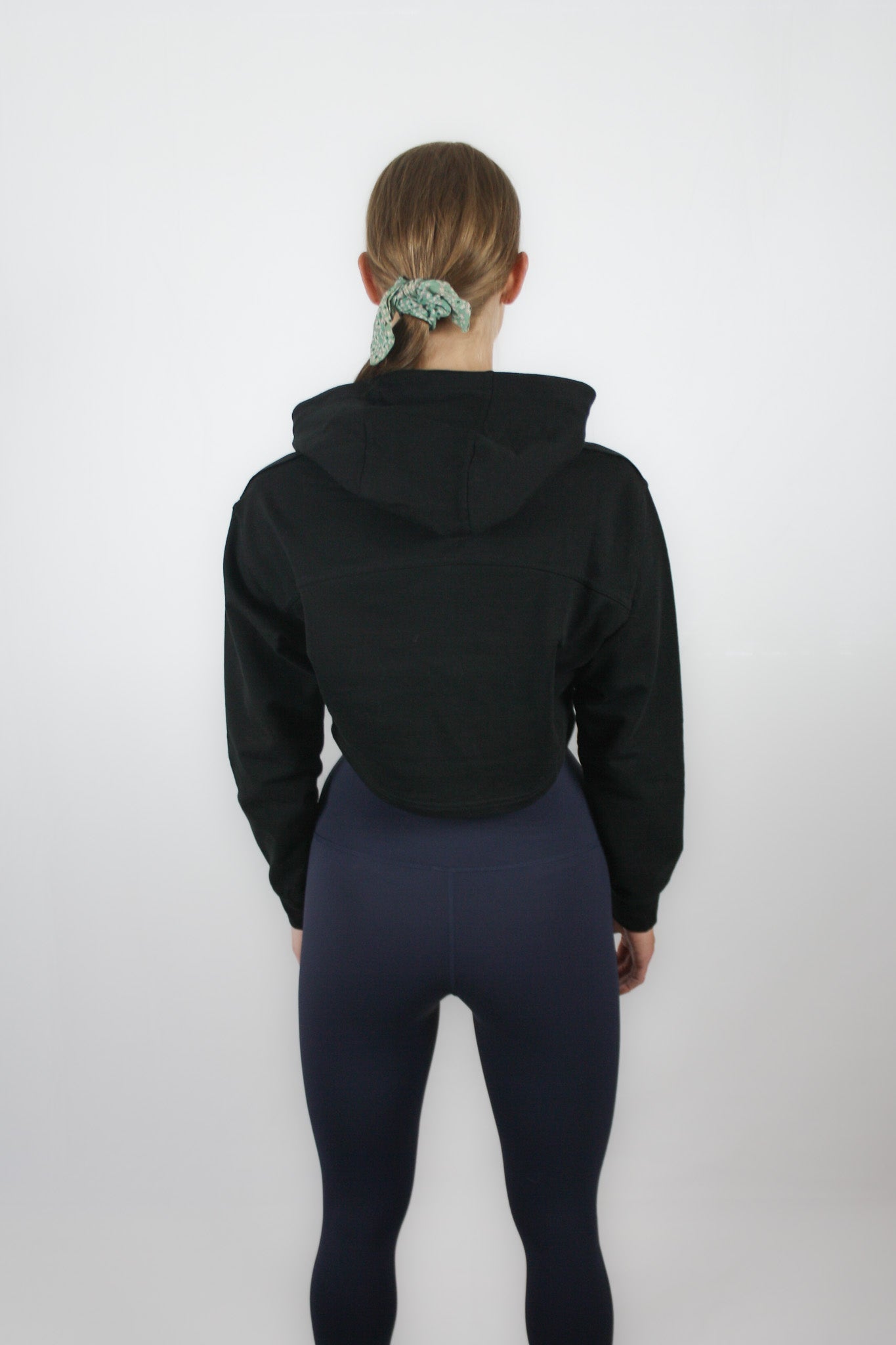 MISS ON Crop Hoodie