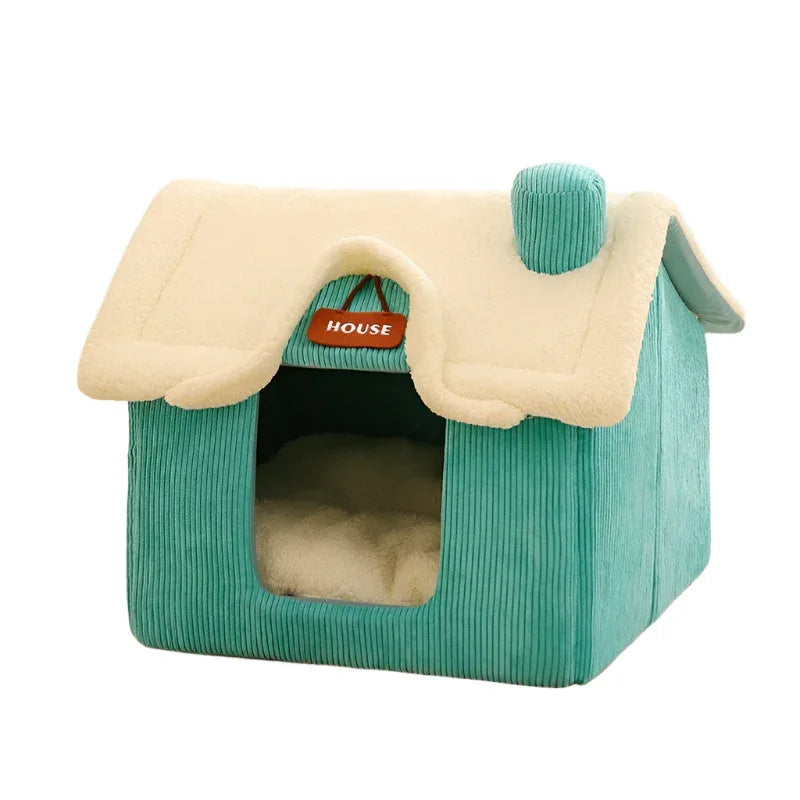 Lit pour animaux de compagnie créatif, mignon et chaud, avec pelouse en peluche et multiples jouets à mâcher pour chien