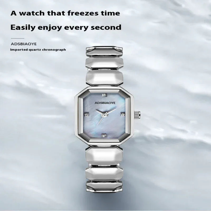 Montre étanche élégante, exquise et polyvalente pour femme
