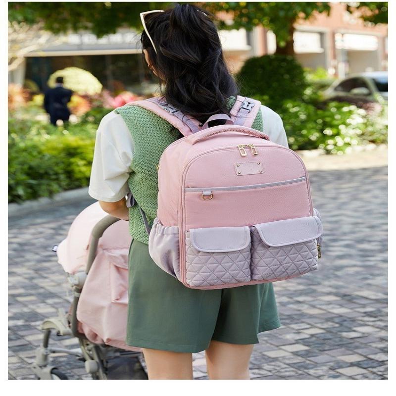 Baby-Wickelrucksack mit großem Fassungsvermögen und mehreren Fächern