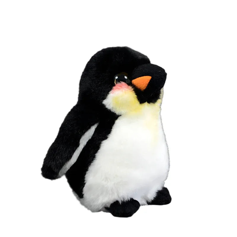 Niedlicher flauschiger Pinguin-Plüschtier
