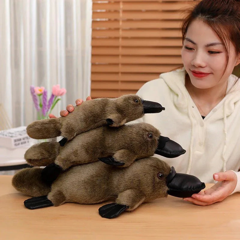 Peluche en forme d'ornithorynque mignonne