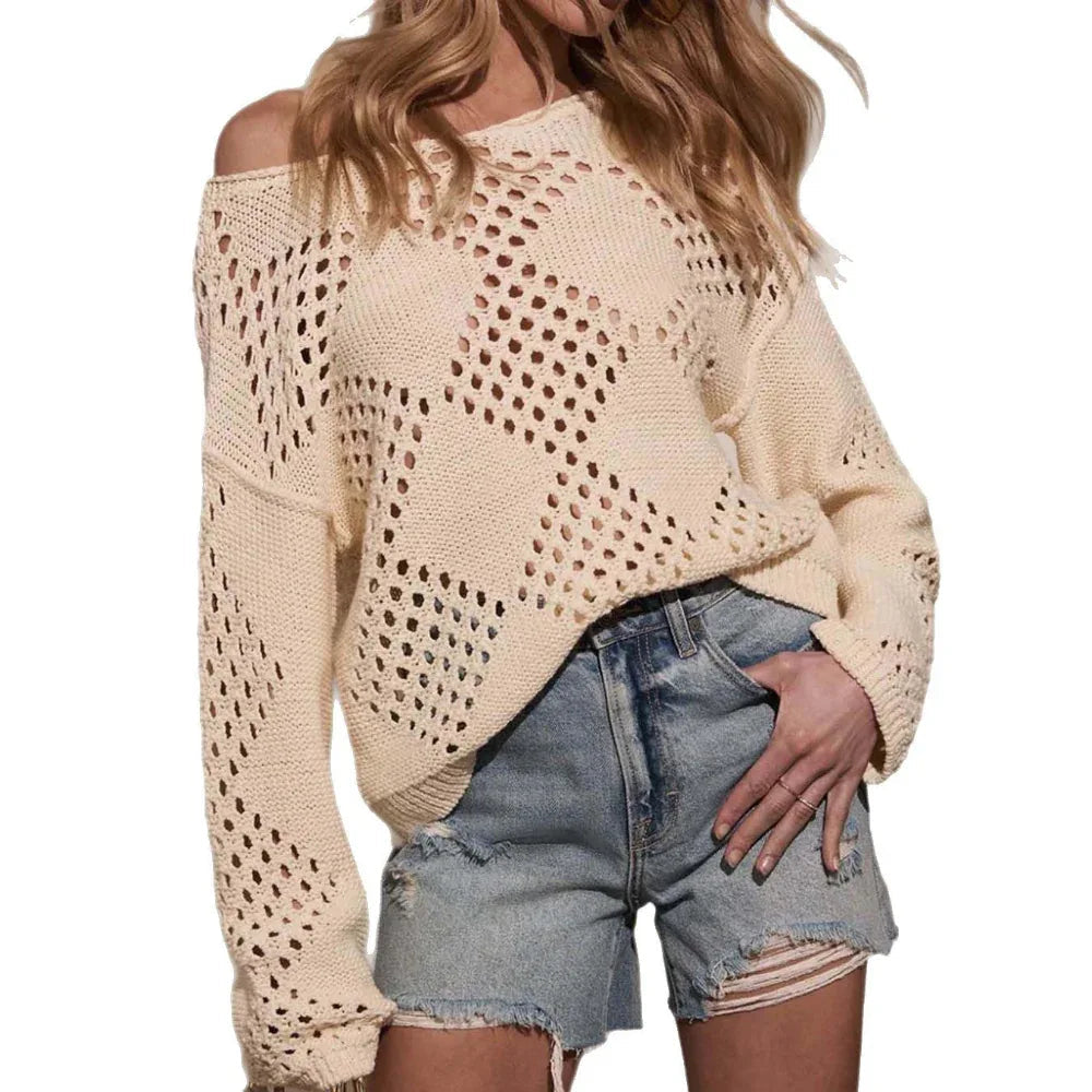 Pull tricoté à manches longues et épaules dénudées avec découpes