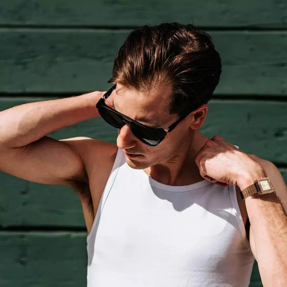 Montre rectangulaire à quartz en bois faite à la main pour homme