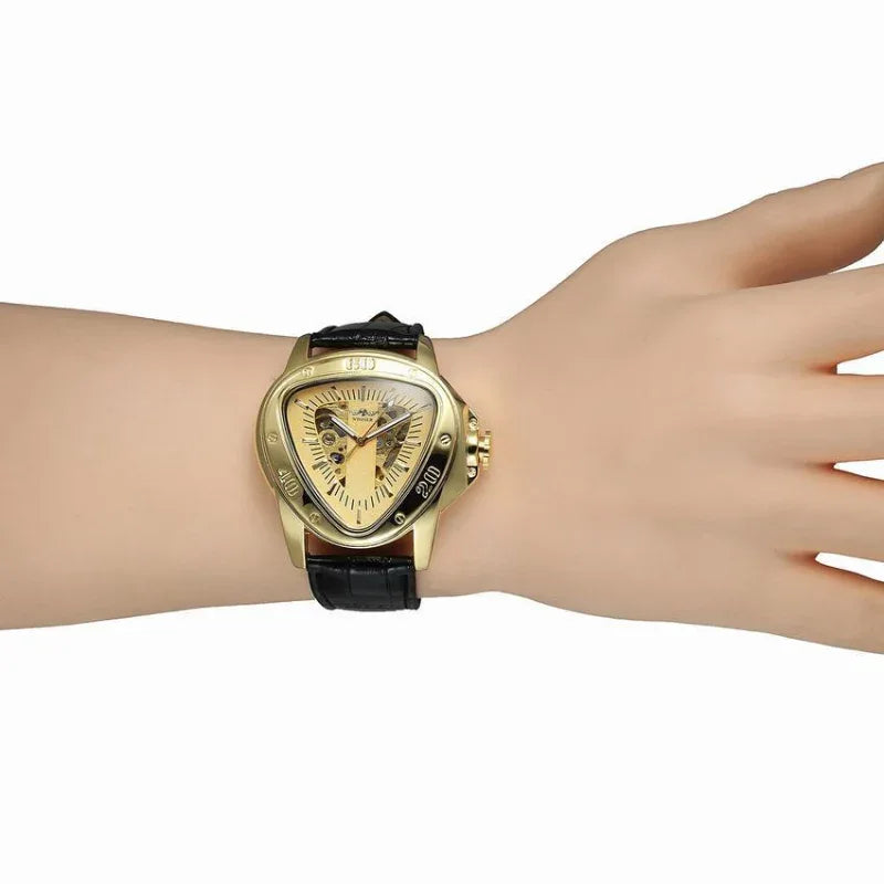 Montre automatique homme forme triangle évidé