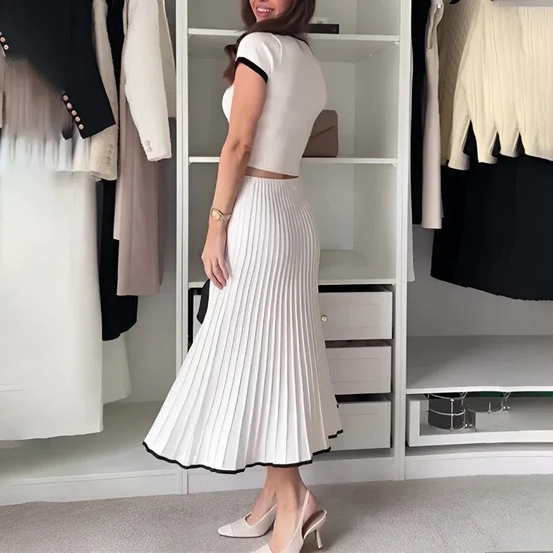 Ensemble tricoté haut court ajusté de couleur contrastante et jupe taille haute