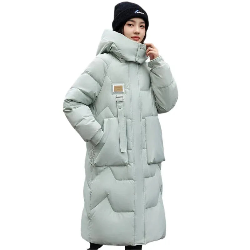 Lange wattierte Damen-Winterjacke mit Kapuze