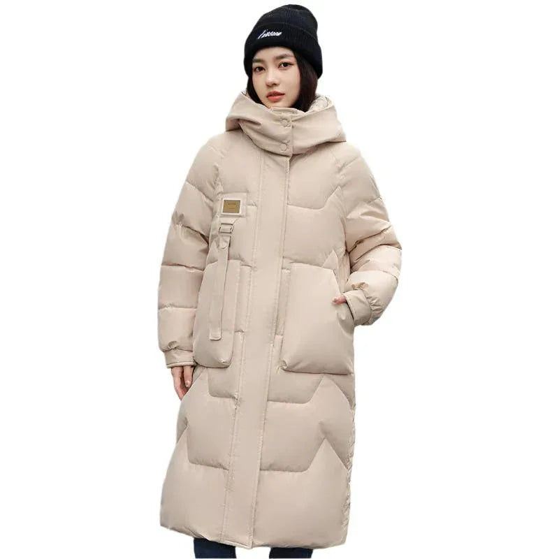 Lange wattierte Damen-Winterjacke mit Kapuze