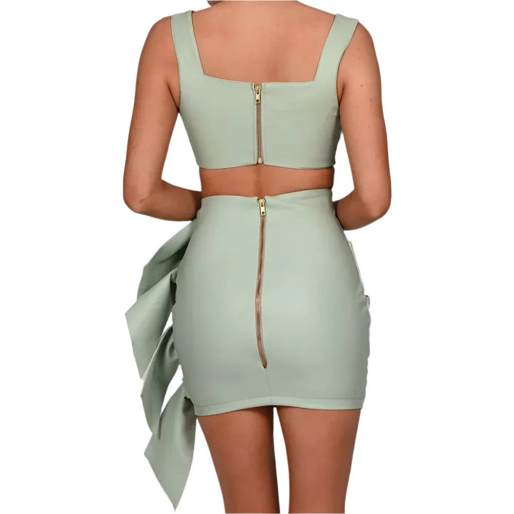 Ensemble deux pièces jupe et crop top en similicuir